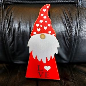 Love gnome